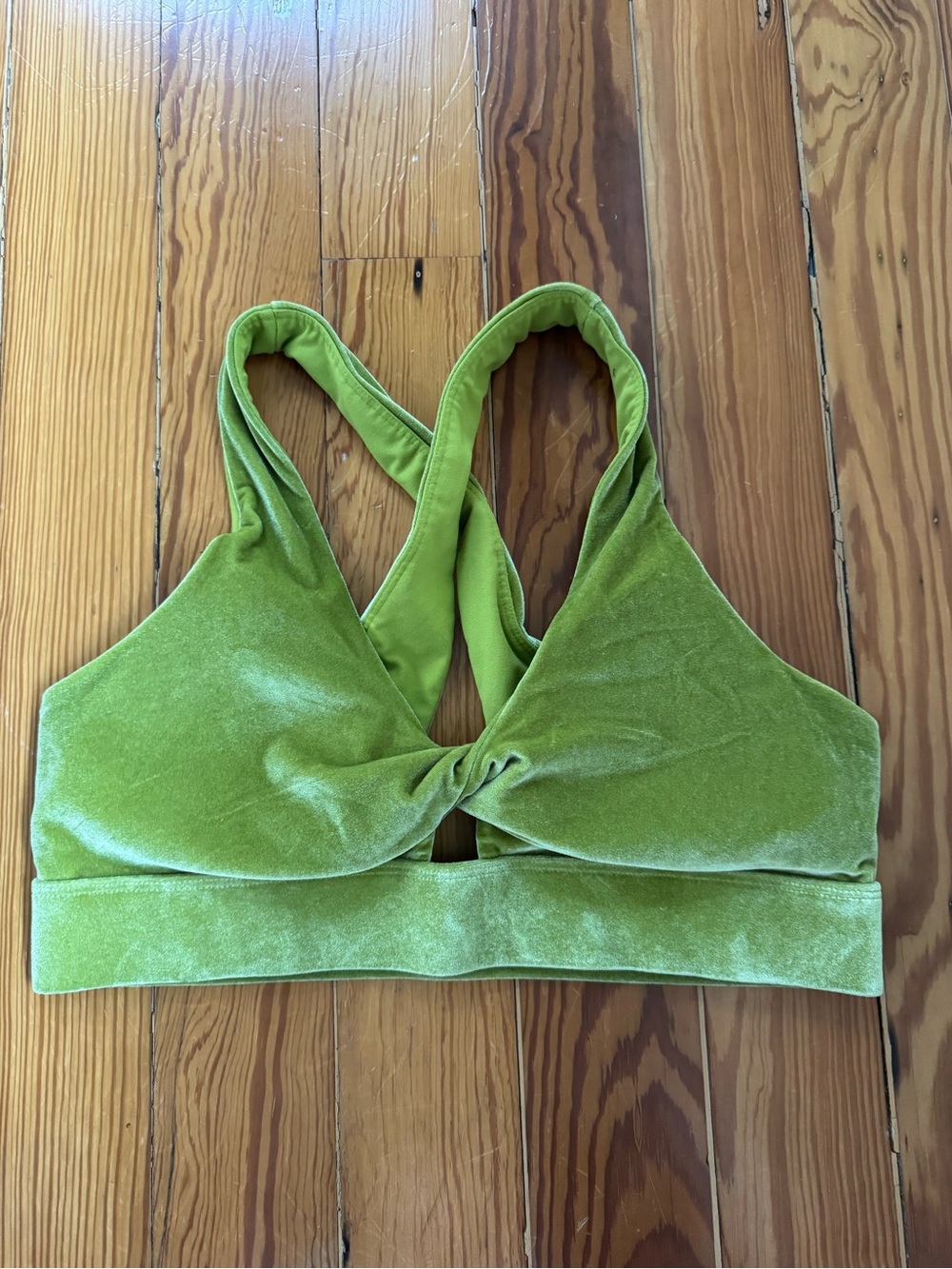 Fabletics Twist-Front Sports Bra